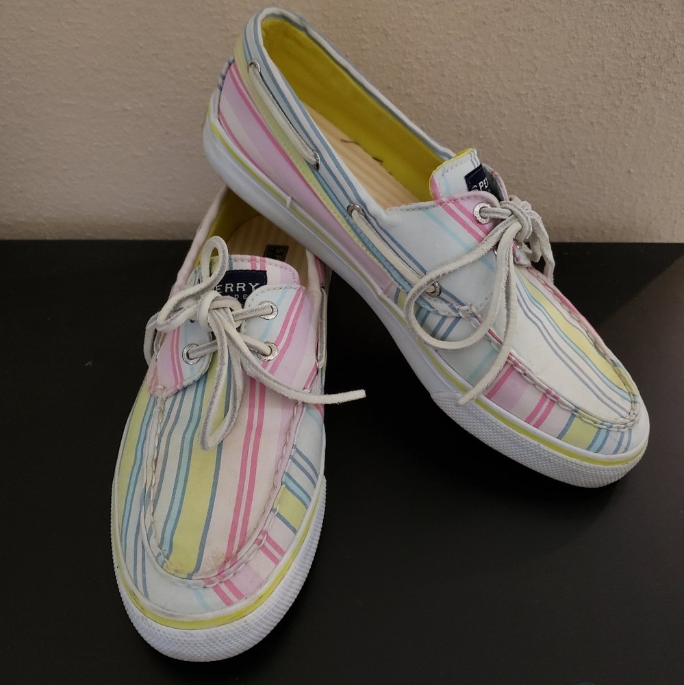 Sperry Topsiders size 8.5 M